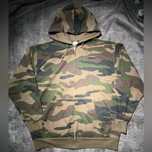 90s Camo Zip-Up Hoodie